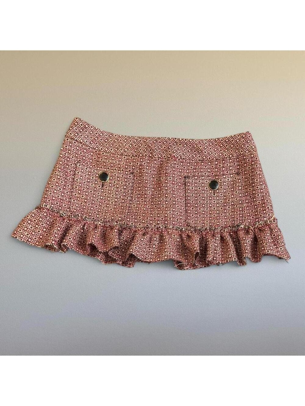 Tweed mini skirt with ruffle hem Sz. S